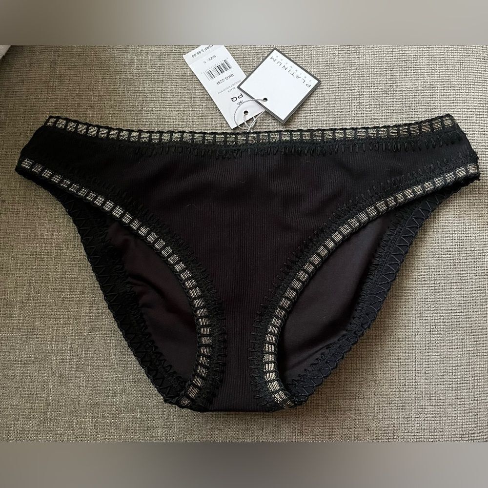 NWT Platinum Inspired by Solange Ferrarini Crochet-Trim Swim Bikini Bottom SZ S